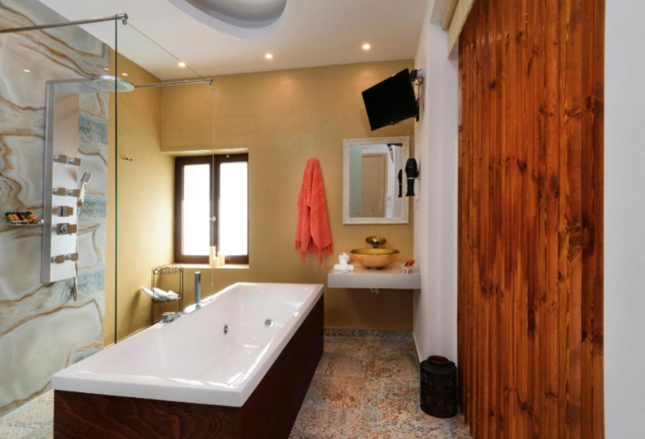 Diamond Luxury Suites Chania  Eksteriør billede
